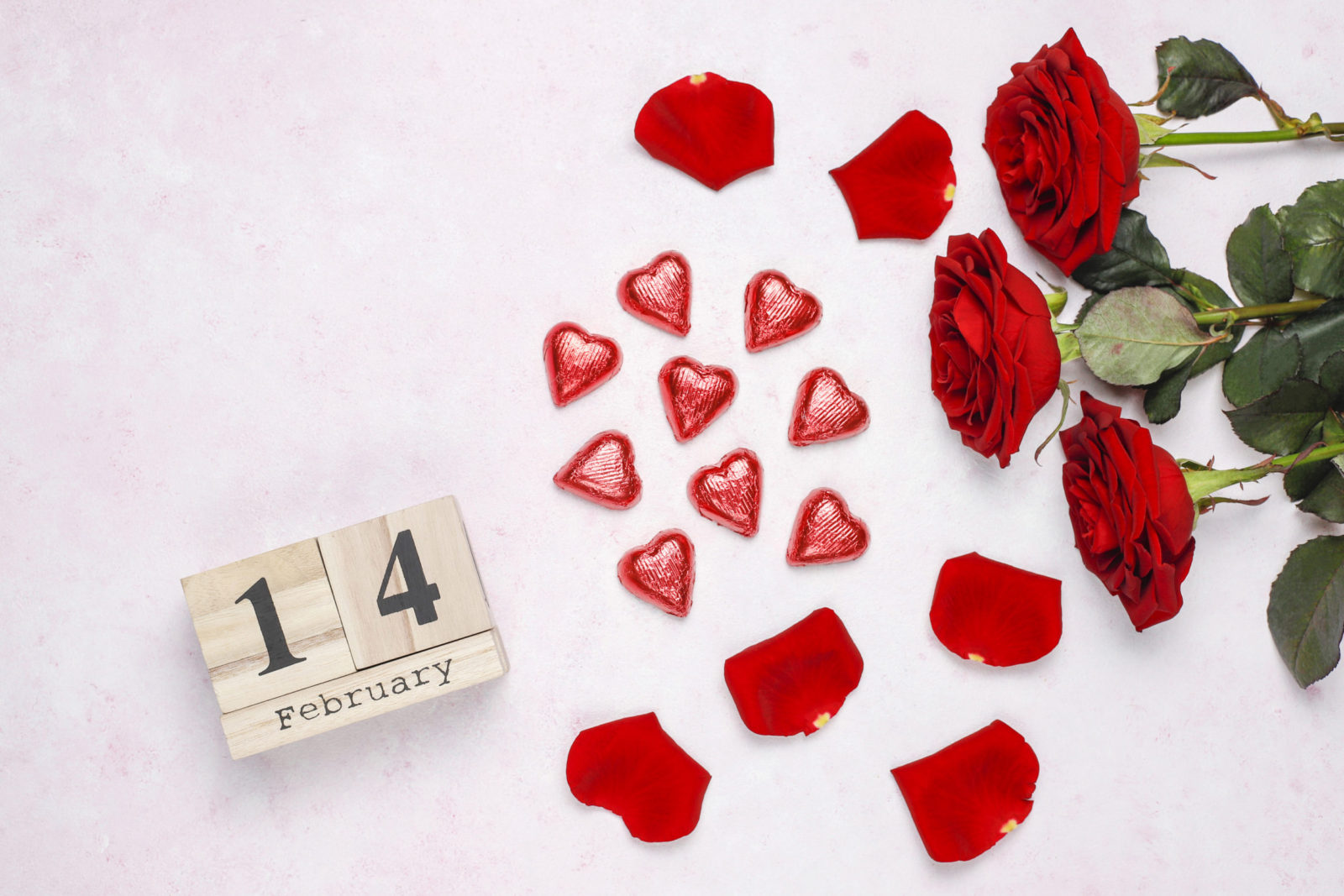 Detalle de sorpresa floral en San Valentín para la persona que más quieres